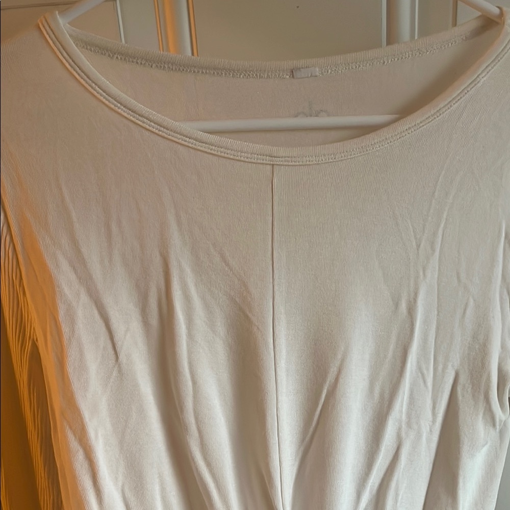 Alo Yoga Cover Long Sleeve Twist Front Top - Picture 6 of 9